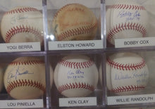 Load image into Gallery viewer, 1977 New York Yankees World Series Champion team 45 signed baseballs collection
